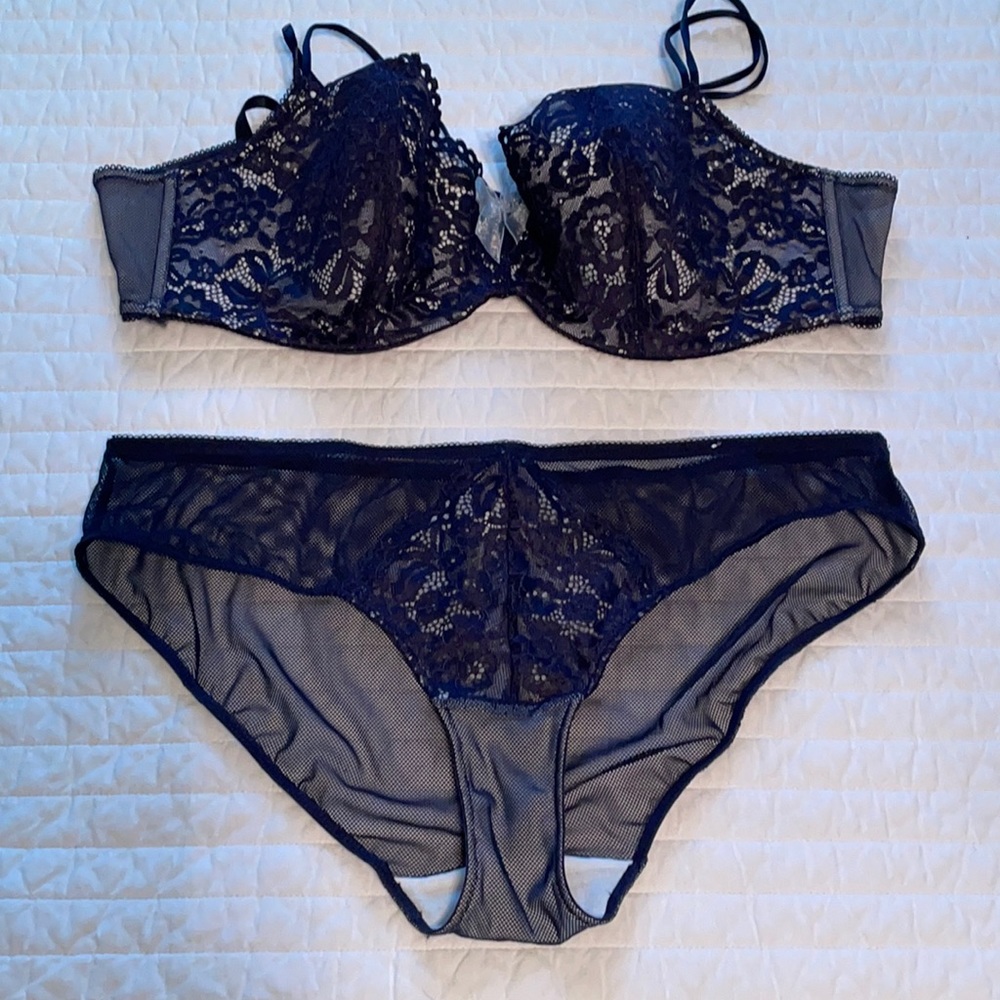b.tempted by Wacoal Bra and Panty Set